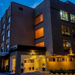  Hotel Canary Uganda