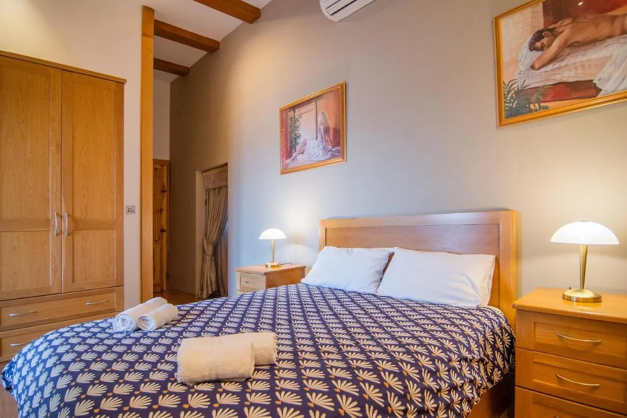 The Boat House Hotel Birzebbuga Guest house